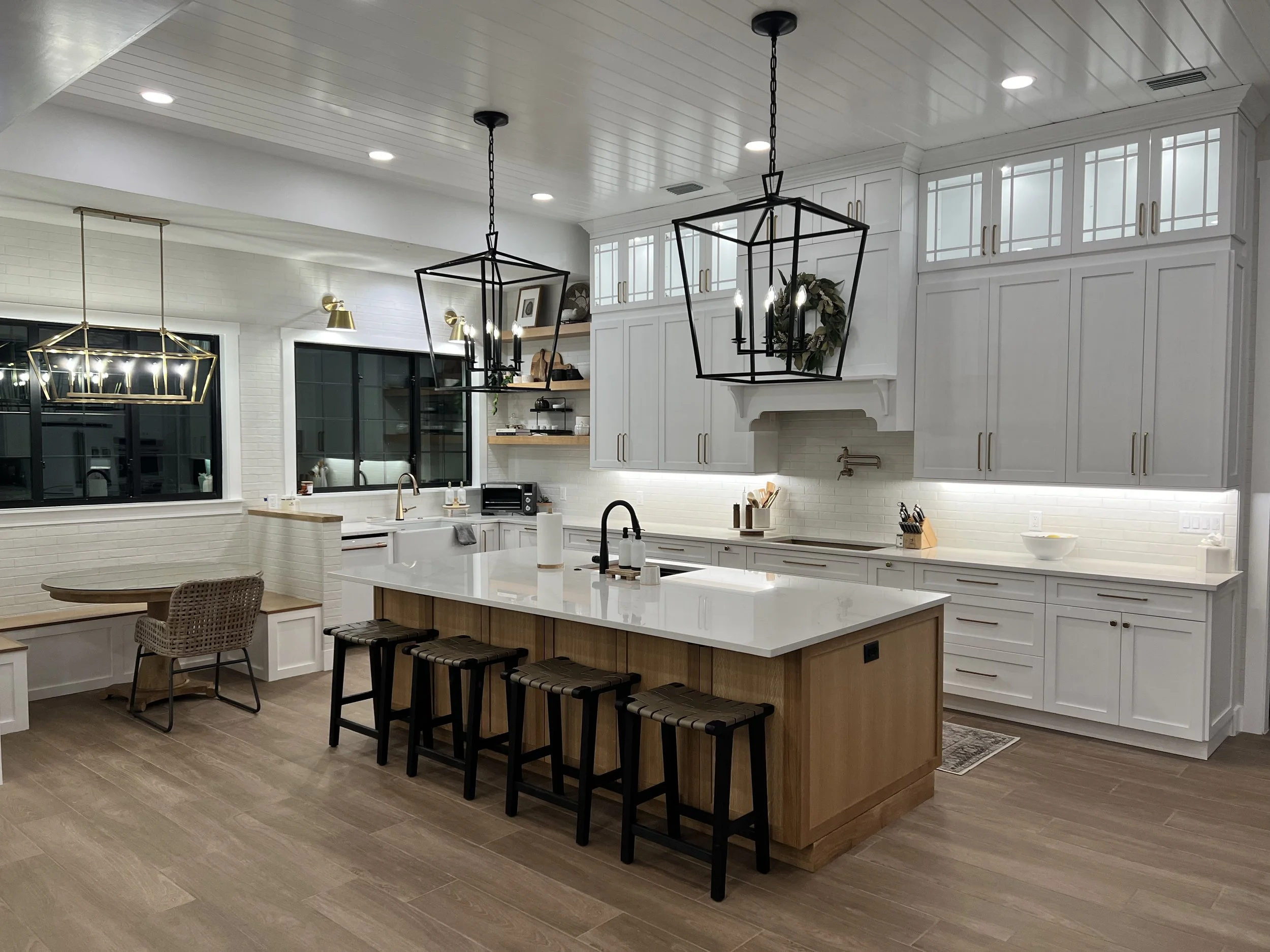 Jmilesdesigncom-gallery-edesigns-1kitchen_A.jpeg